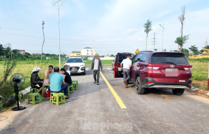 Đến lượt đất nền bước vào chu kỳ mới