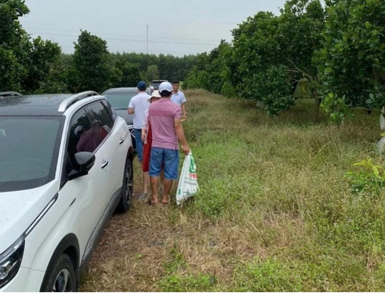 Xuất hiện nhà đầu tư vác bao tiền đi săn đất nền nhà phố sau Tết 1 Xuất hiện nhà đầu tư vác bao tiền đi săn đất nền nhà phố sau Tết