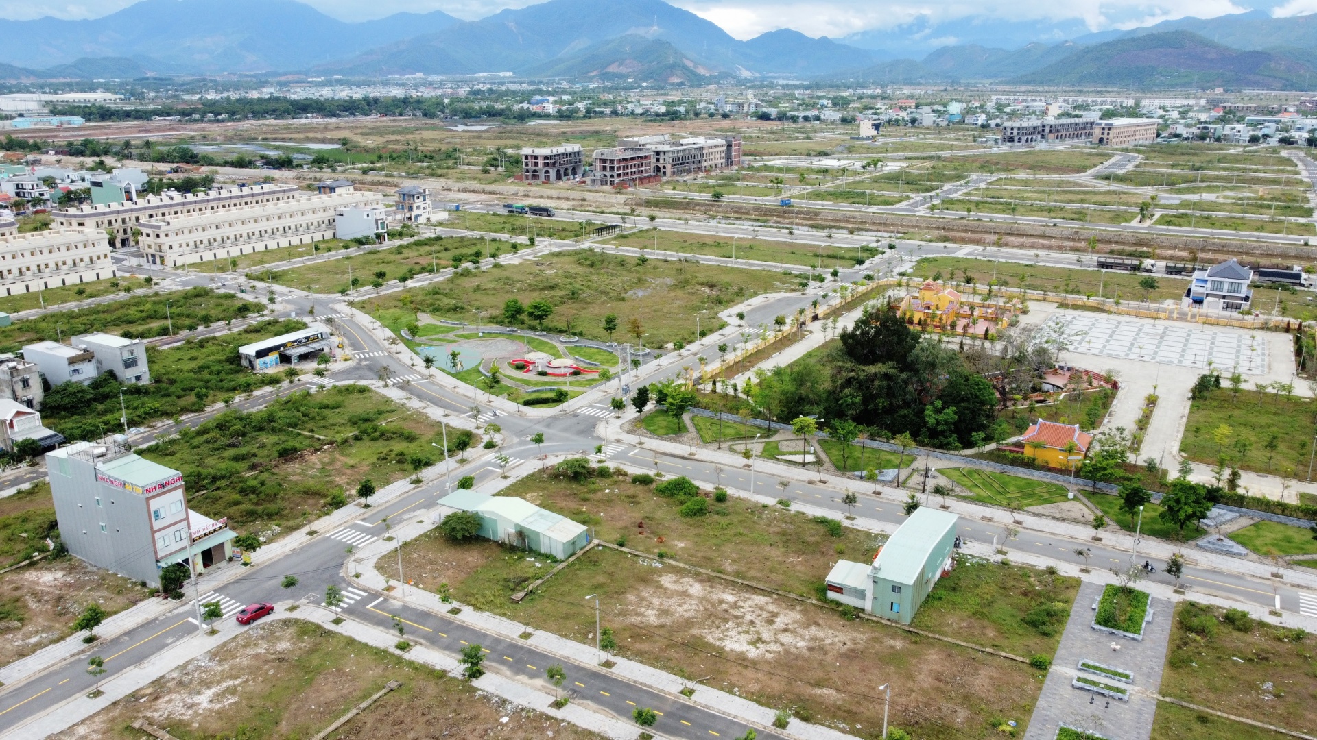 Đất nền bắt đầu gợn sóng phân khúc này tại các tỉnh đang diễn biến ra sao?