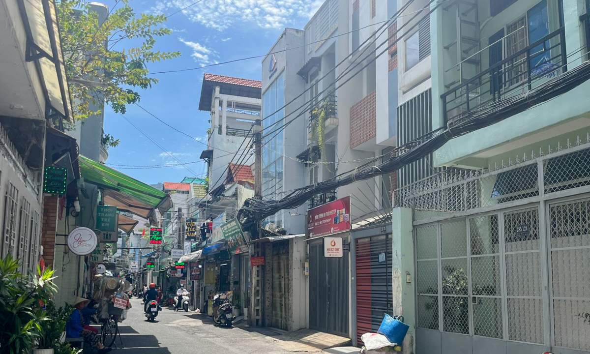 TP.HCM: Nhà riêng cuối năm vẫn khó bán vì giá neo cao