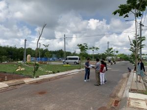 dat nen nhen nhom am tro lai nhung nha dau tu van chua thoat canh cat lo 1