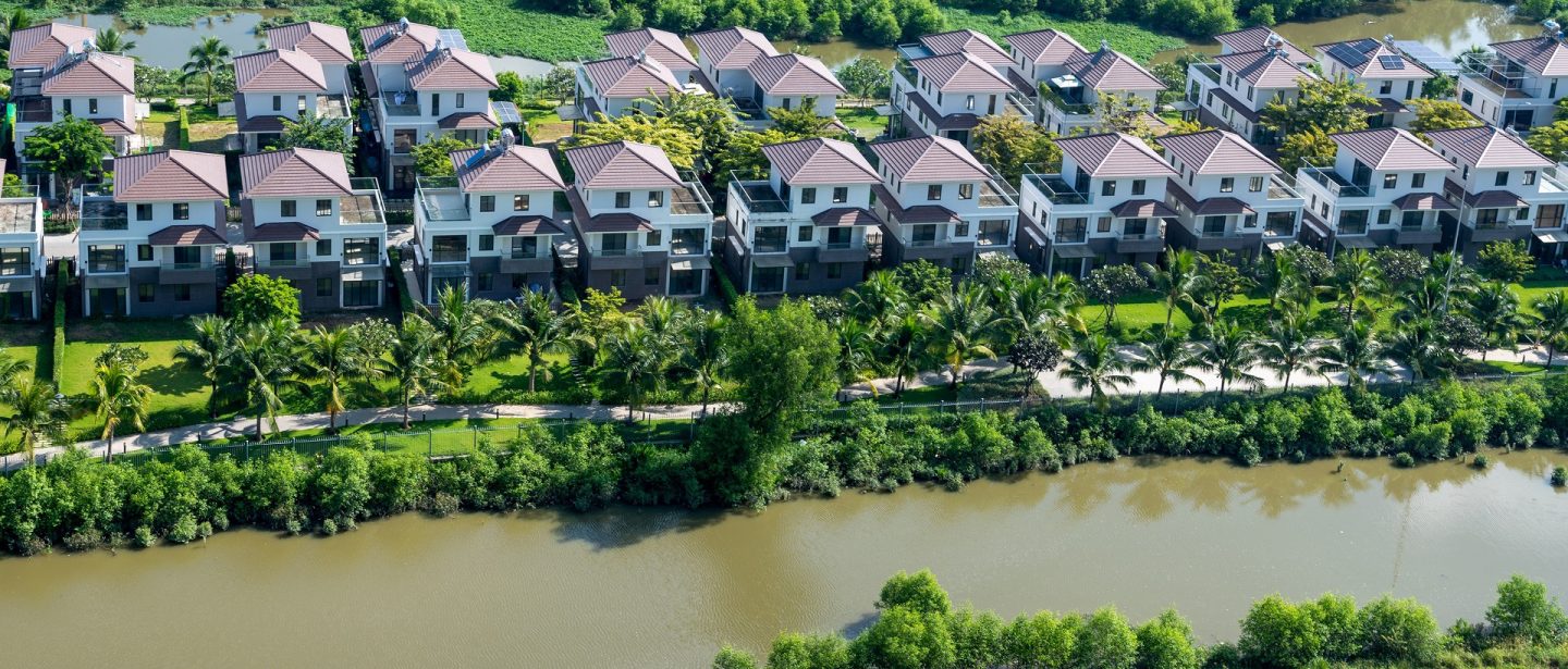 TP.HCM: Biệt thự liền kề mở bán mới có giá cao gấp 2.5-3.5 lần so với mức bình quân thị trường