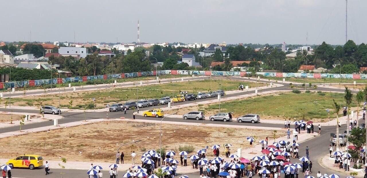 Vì sao siết phân lô bán nền từ 1/8 không thể khiến phân khúc này tăng giá ngay phải chờ đến quý 2/2025 mới có thể sôi động?