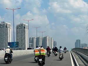 Giá nhà bình quân TP HCM lên đến 9.39 tỷ đồng/căn: Đây chỉ là giá sơ cấp, giá bán thực tế trên thị trường sẽ còn cao hơn