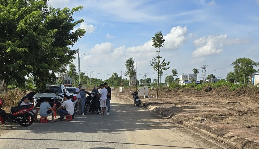 Nhà đầu tư Hà Nội đổ về tỉnh xem nhà, đất và chốt cọc ngày càng nhiều
